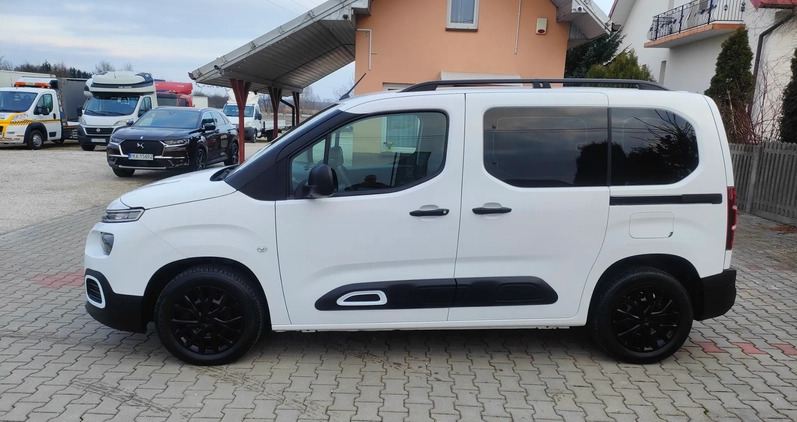 Citroen Berlingo cena 66900 przebieg: 111000, rok produkcji 2020 z Staszów małe 497